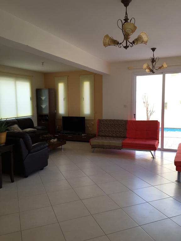 Amanda Villa Protaras Chambre photo